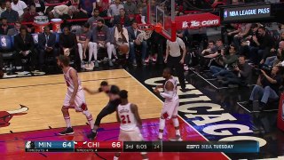 Zach LaVine with the Alley-Oop Finish _ 12.13.16-u4lKvTwNau0