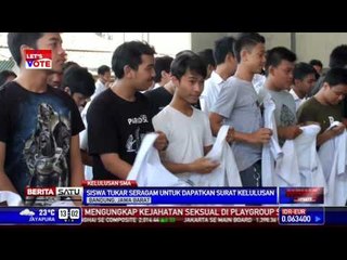 Ratusan Siswa SMA di Bandung Sumbangkan Seragam