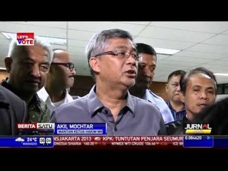 Kesal Ditanya Wartawan, Akil Keluarkan Perkataan Kasar