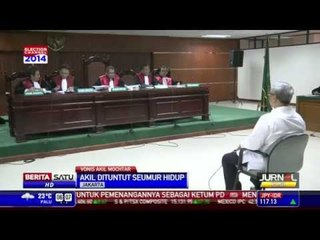 Kilas Kasus Akil Mochtar