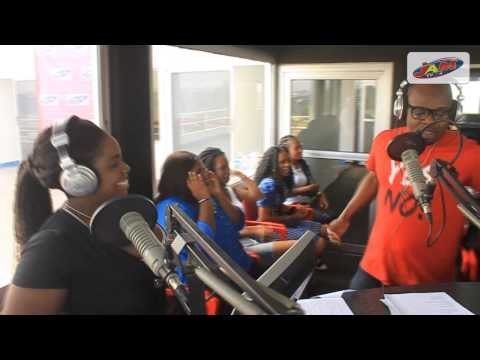 LE MEILLEUR DU 6-10 : LA TRIBU JAM CHANTE MAKASSA (PARODIE)