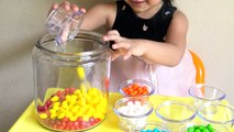 Learn Colors with Skittles Candy For Kids, Learning Colours and Playtime, Cookie Monster Eats Candy