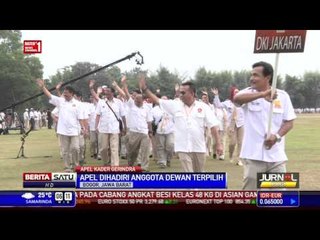 Prabowo Tunggangi Kuda Periksa Barisan Kader Gerindra