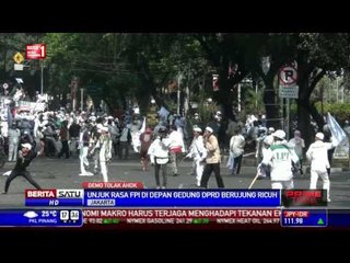 Massa FPI Lempari Batu ke Polisi