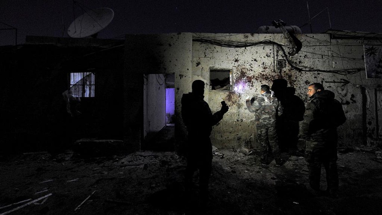 Tote in Damaskus: Syrische Medien melden Selbstmordanschlag und Luftangriff auf Militärflughafen