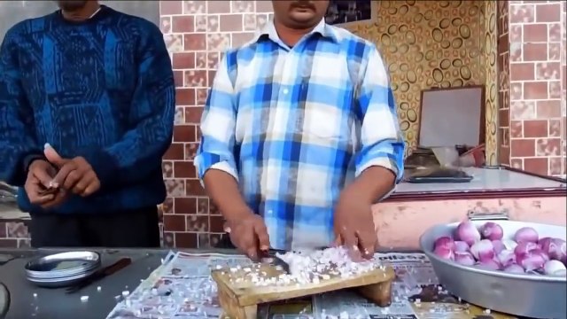 Настоящий мастер своего дела больше бы таких