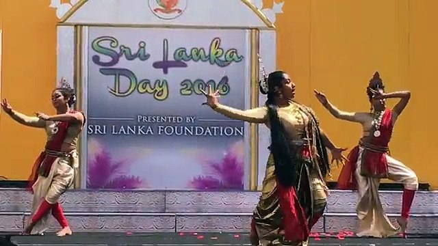 Sri Lanka Day 2016 - Kuweni Stage Drama song Pasadena - YouTube [360p]