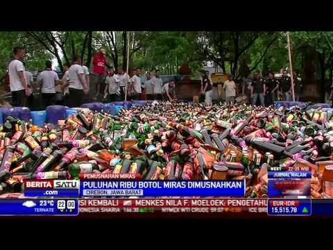 Puluhan Ribu Botol Miras dan Knalpot Bising Dimusnahkan