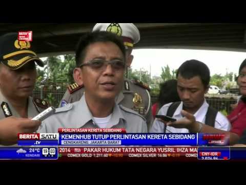 Warga Tolak Pintu Kereta Api Rawa Buaya Ditutup