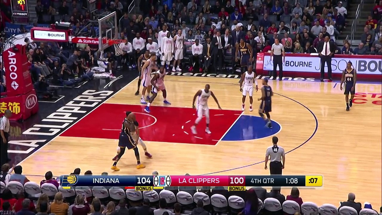 Paul George's Parents Celebrate after Game-Clinching 3!-SJZgzYCBtpo