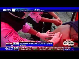 Relawan PMI Turut Membantu di Crisis Center RS Bhayangkara