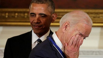 Δάκρυα στο Λευκό Οίκο: Ο Ομπάμα τίμησε τον Τζο Μπάιντεν