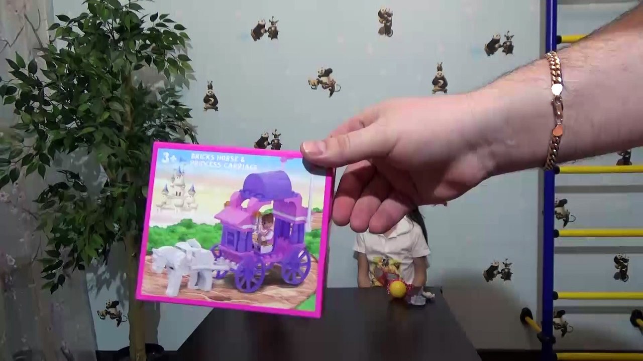 Челендж без взрослых  Диана с Ильвиной собрали карету без взрослых