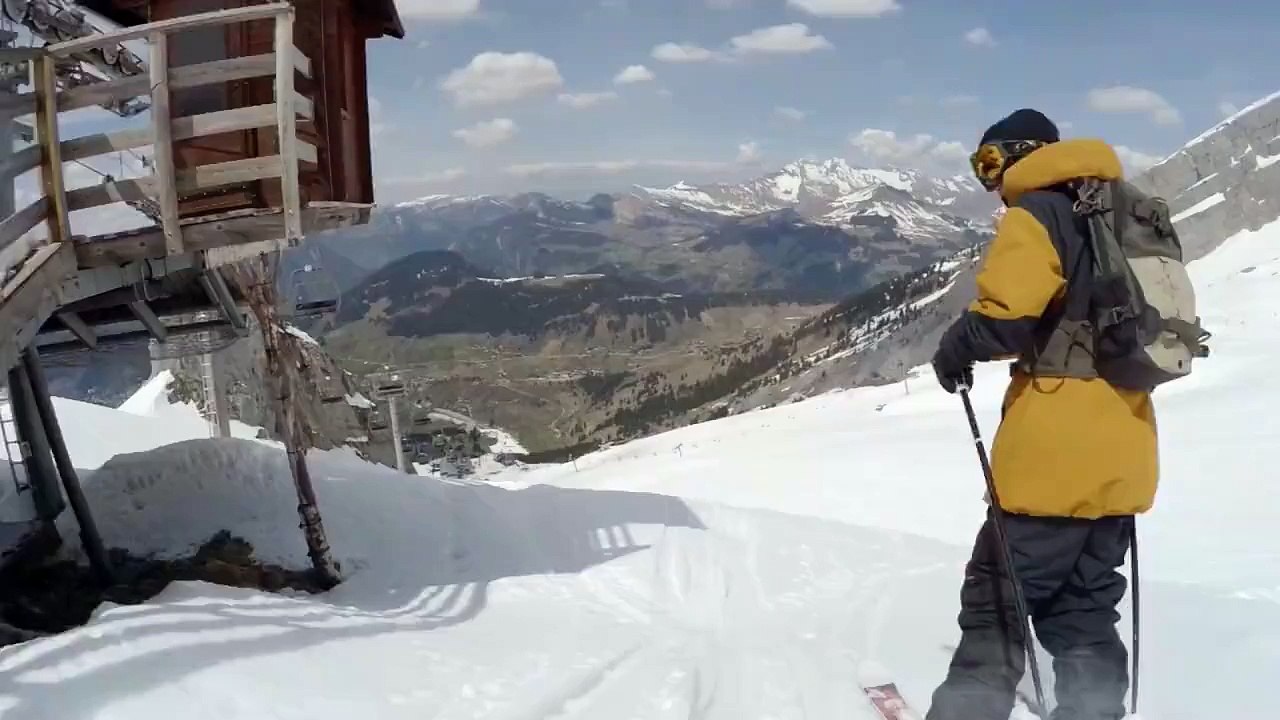 Le skieur Candide Thovex passe un saut incroyable de 30m... Ouahhhh