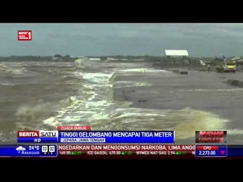 Pelayaran Jepara-Karimunjawa Dihentikan Sementara Akibat Gelombang Tinggi