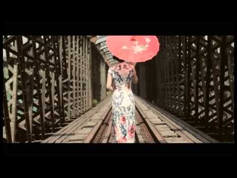 [Andy Lok 乔华] 纸花伞 爱。原创 (Official MV)