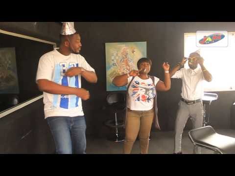 LE MEILLEUR DU 6-10 : LE CADEAU DE NOUVEL AN DE LA TRIBU JAM