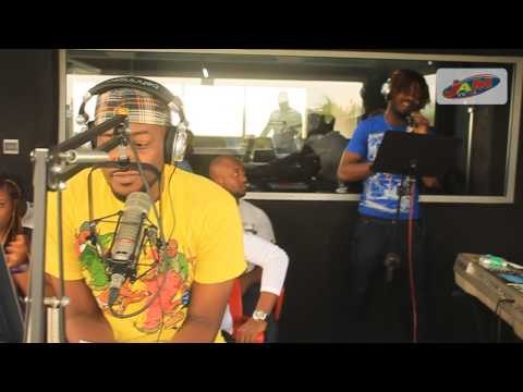 LE MEILLEUR DU 6-10 :DJ LEO EN PRESTATION