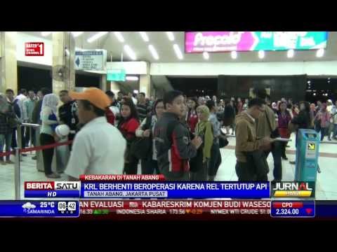 Jadwal Perjalanan KRL di Stasiun Tanah Abang Tergangu Kebakaran