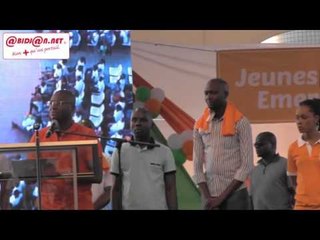 Jeunes Filles Émergentes / Le ministre Sidi encourage la jeunesse féminine dans sa marche