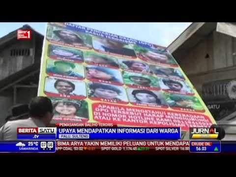 Polisi Pasang Baliho Bergambar 16 Buronan Teroris