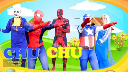 Chu chu ua. Elsa Spiderman infantil. Compañia chuchua. brazo extendido puño cerrado chuchugua
