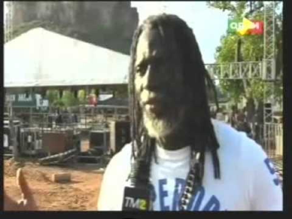 Tiken Jah FAKOLY Commissaire du Festival rassure pour le Festival Mandingue qui commence demain.
