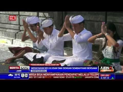 Siswa SMA Bali Rayakan Kelulusan dengan Sembahyang Bersama