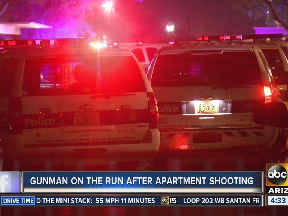 Police searching for suspect in shooting in west Phoenix