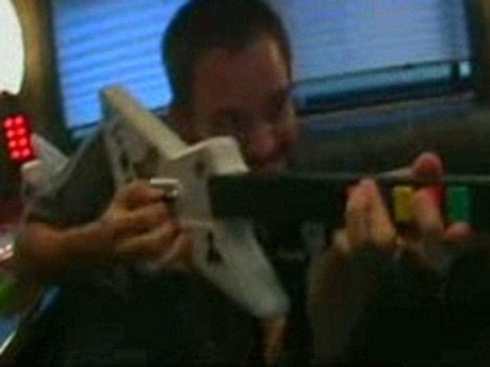 LP playing MCR on Guitar hero