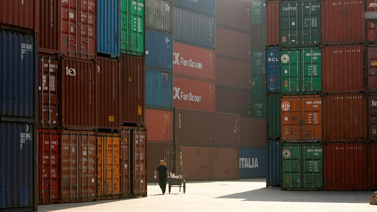 Κίνα: Βουτιά 7,7% στις εξαγωγές - Η μεγαλύτερη πτώση από το 2009