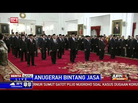 Penganugerahan Bintang Jasa Utama Kepada Sejumlah Tokoh Nasional