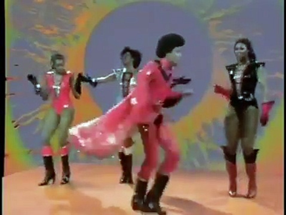 Amazing and Freaky Dance