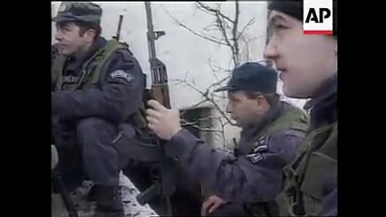 Betejë mes ushtrisë dhe milicisë serbe dhe UÇK-së, 5 policë mbesin të plagosu...