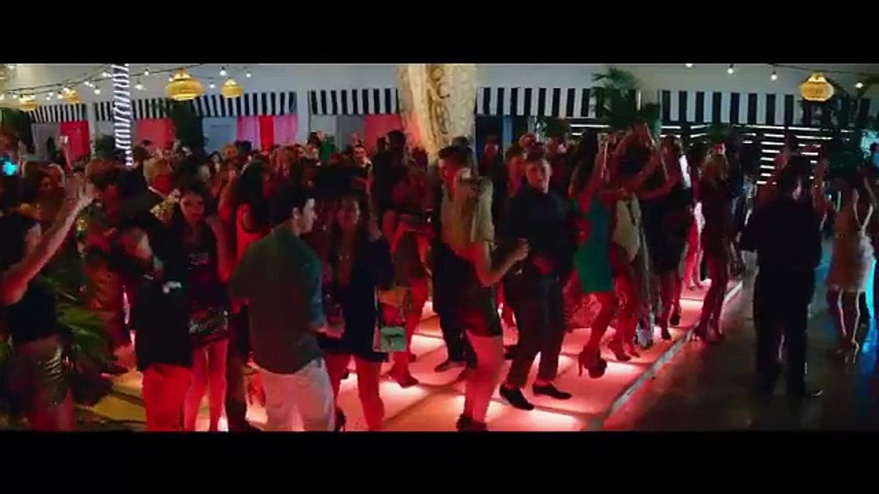 BAYWATCH Exclusive Official Trailer (2017)