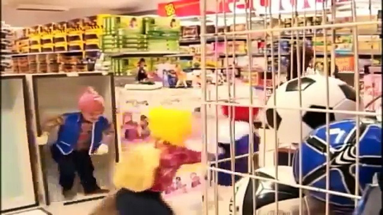 Top 20 Funny Best Pranks – HE CANT CONTROL!!! Funny Videos Pranks