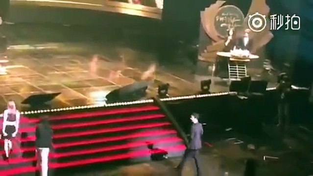 [Fancam] 161027 송중기 송혜교 Song Joong Ki Song Hye Kyo korean popular culture and arts awards