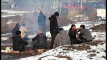 A -15 grados y sin calefacción, el duro invierno de refugiados en Belgrado