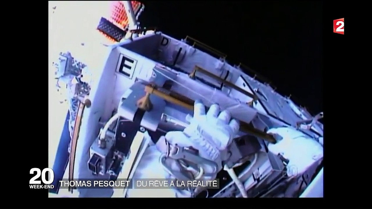 Espace : Thomas Pesquet effectue sa première sortie