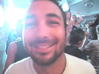 FJ...danse comme un jobard