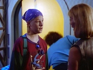 Ocean Girl - 1x01 - The Girl In The Sea