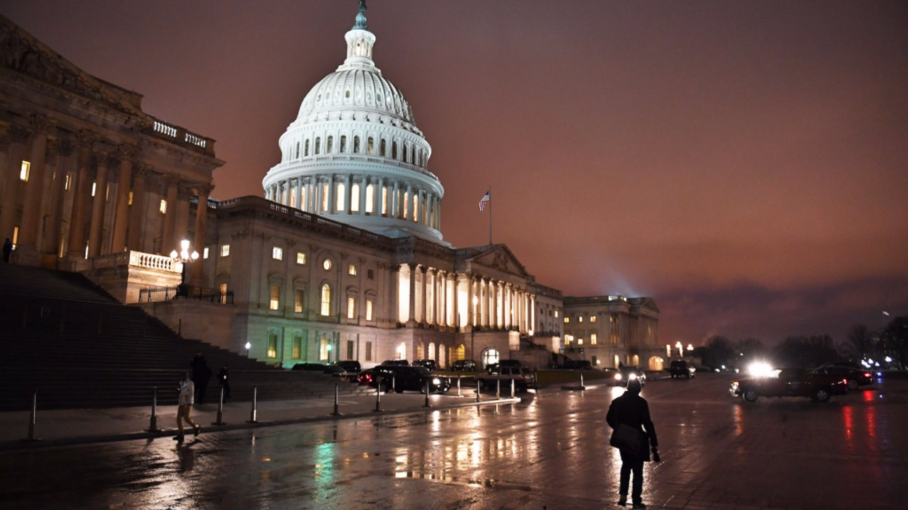 Congress takes key step toward scrapping Obamacare