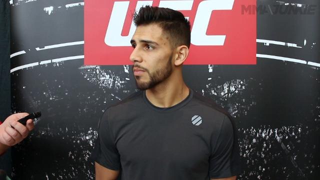 Yair Rodriguez thinks B.J. Penn is the one acting like an amateur ahead of UFC Fight Night 103