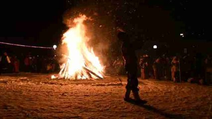 Bulgaria celebra su tradicional carnaval "Kuker"