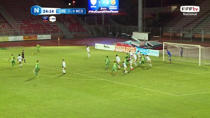 Coup franc aux abords de la surface