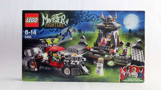 Lego Monster Fighters 9465 The Zombies Build & Review