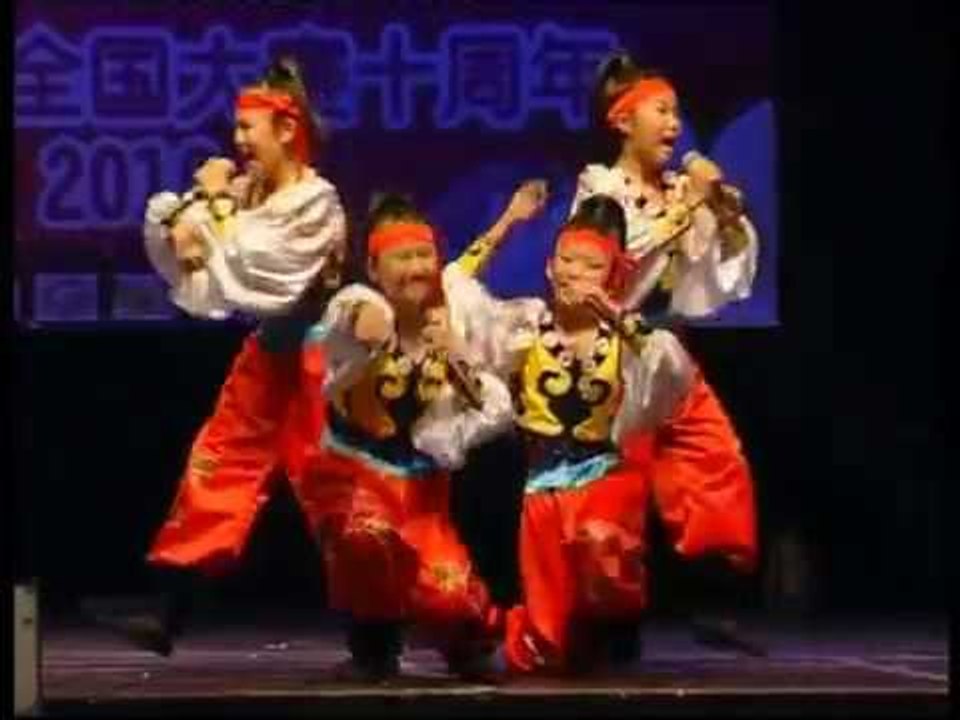 [活力宝贝] 赶车人 -- 儿童艺能全国大赛 2010 (Official MV)