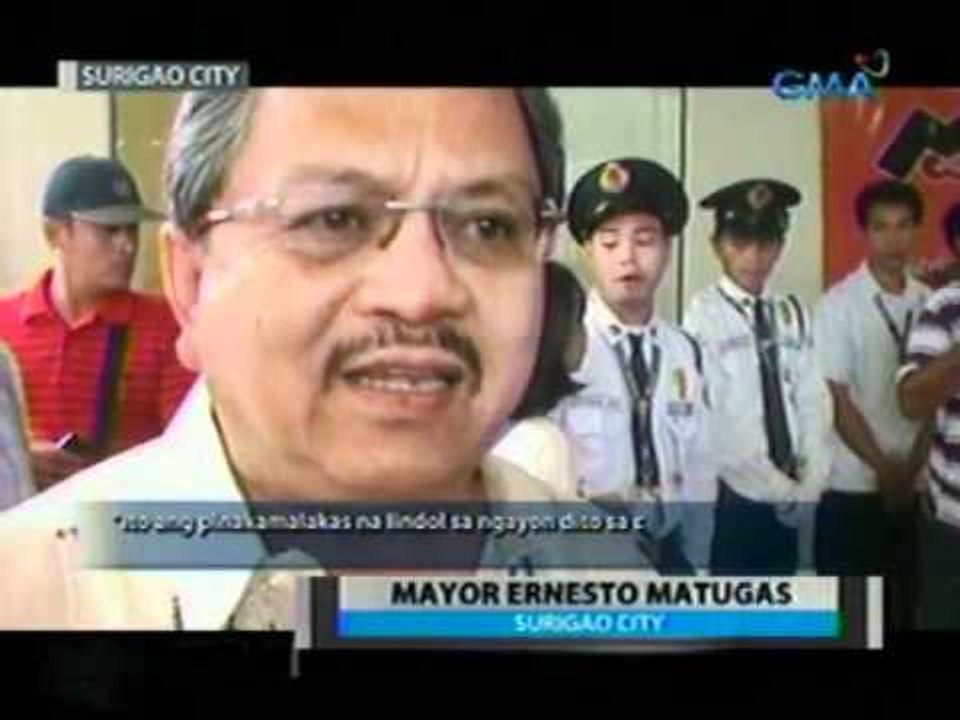 Saksi: Magnitude 5.9 na lindol,   nagdulot ng panic at stampede sa   isang mall (Surigao city)