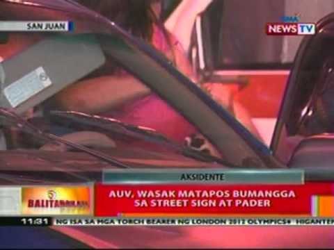 BT: AUV, wasak matapos bumangga sa street sign at pader