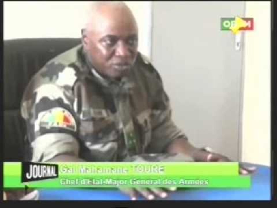 Le Chef d’État Major Général des Armées au Camps Militaire de Goumarousse à Tombouctou.